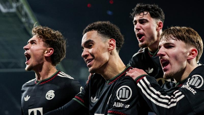 亚特兰大勇士在 2021 年击败太空人夺冠，弗里曼捧起冠军奖杯后转投道奇